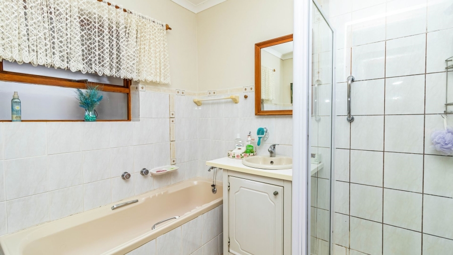 4 Bedroom Property for Sale in Tergniet Western Cape